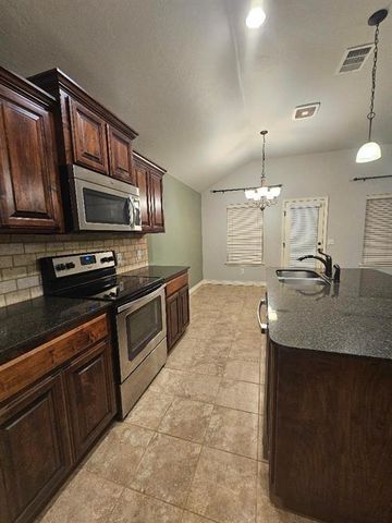 2732 Lerkim Lane, Norman, OK 73069