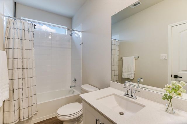 115 Callado CIR, San Marcos, TX 78666