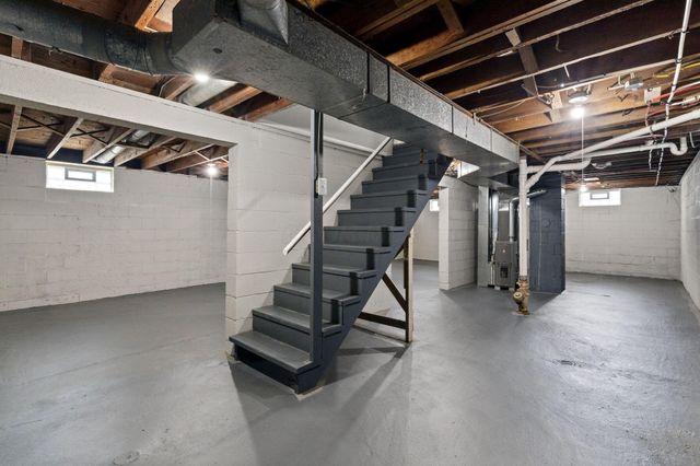 2100 Ferris Road, Columbus, OH 43224