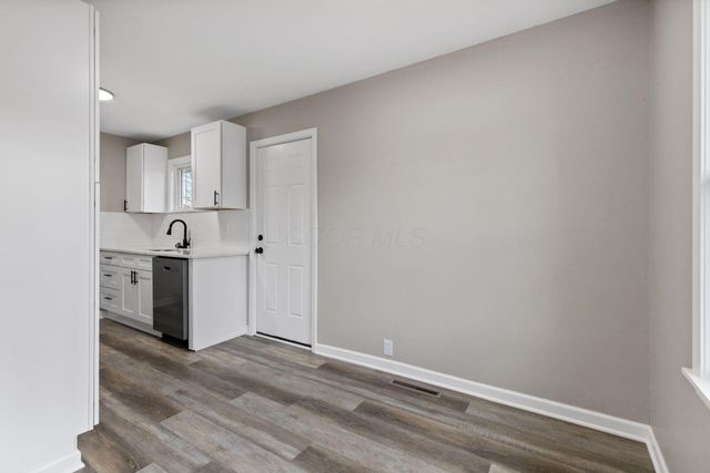 2100 Ferris Road, Columbus, OH 43224