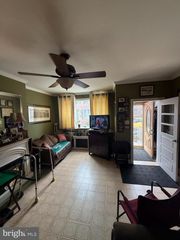 2533 S 15TH ST, Philadelphia, PA 19145