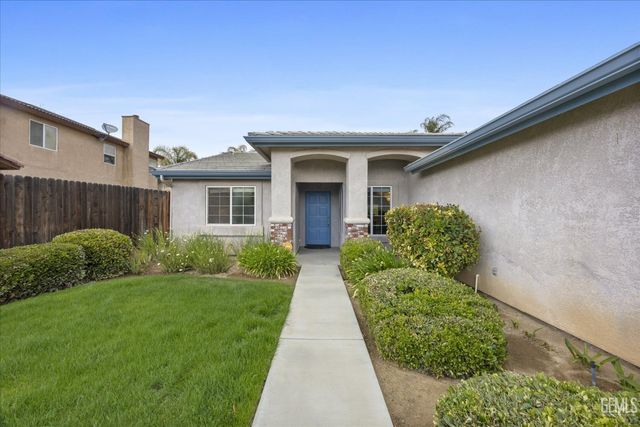 232 Camwood Avenue, Bakersfield, CA 93308