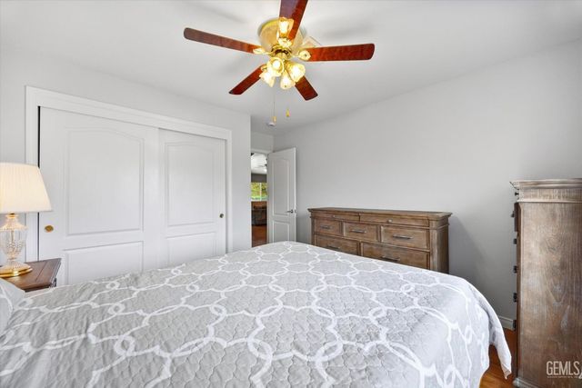 232 Camwood Avenue, Bakersfield, CA 93308