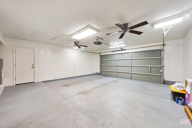 232 Camwood Avenue, Bakersfield, CA 93308
