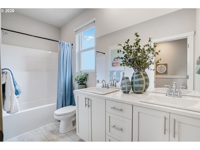 3389 Sw 209th Ave, Hillsboro, OR 97123