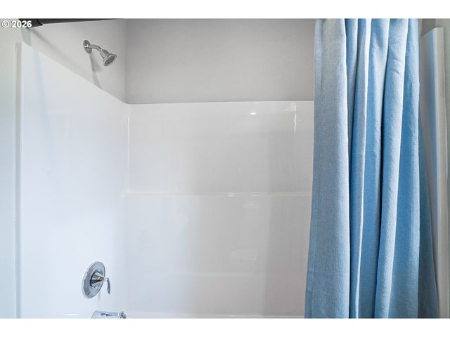 3389 Sw 209th Ave, Hillsboro, OR 97123