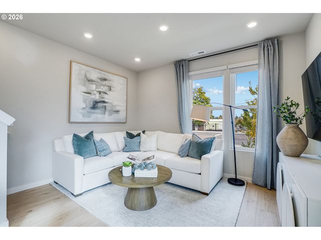 3389 Sw 209th Ave, Hillsboro, OR 97123