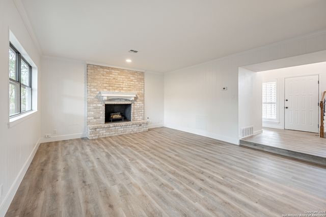 6022 Royal Wood, San Antonio, TX 78239