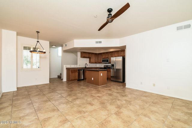 900 S 94th Street Apt 1076, Chandler, AZ 85224