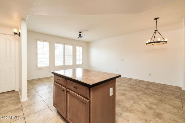 900 S 94th Street Apt 1076, Chandler, AZ 85224
