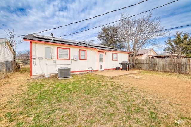 144 Stoneham Street, San Angelo, TX 76905