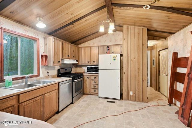 946 N Satisfied Drive, Wasilla, AK 99654