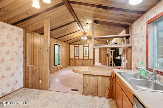 946 N Satisfied Drive, Wasilla, AK 99654