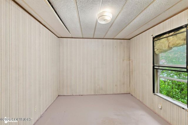 946 N Satisfied Drive, Wasilla, AK 99654
