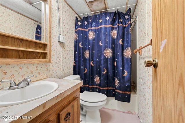 946 N Satisfied Drive, Wasilla, AK 99654
