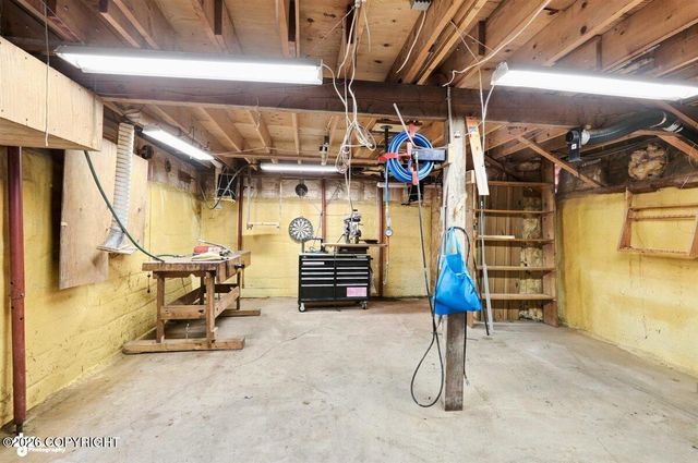 946 N Satisfied Drive, Wasilla, AK 99654
