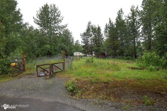 946 N Satisfied Drive, Wasilla, AK 99654