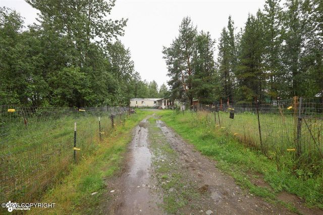 946 N Satisfied Drive, Wasilla, AK 99654
