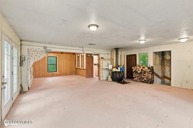 946 N Satisfied Drive, Wasilla, AK 99654