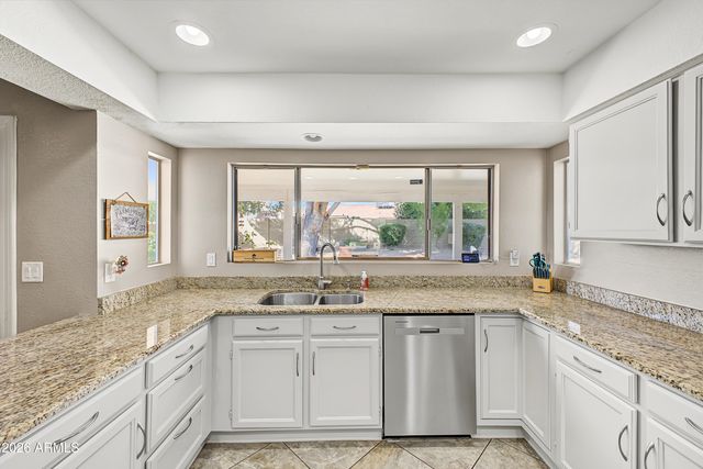 3708 E RENEE Drive, Phoenix, AZ 85050