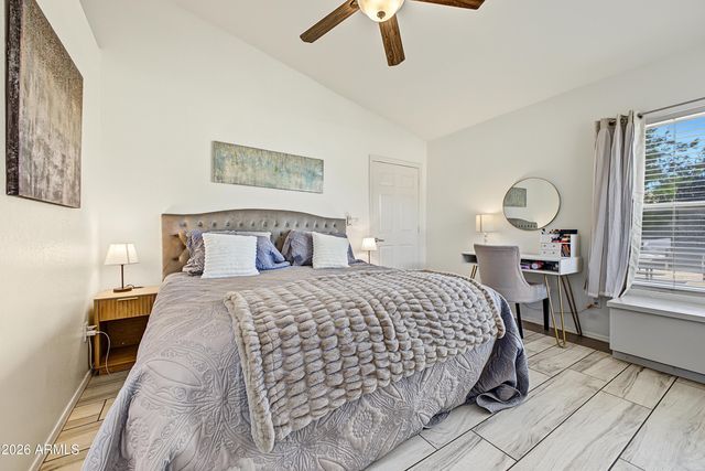 3708 E RENEE Drive, Phoenix, AZ 85050