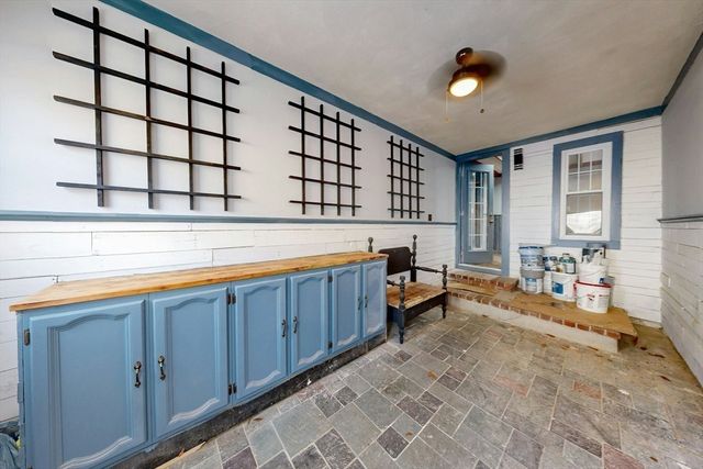 412 Newport Avenue, Attleboro, MA 02703