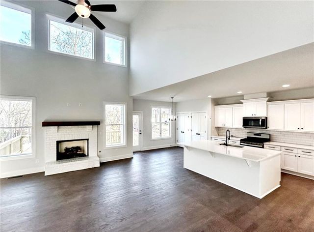 1695 Darby Road, Waleska, GA 30183
