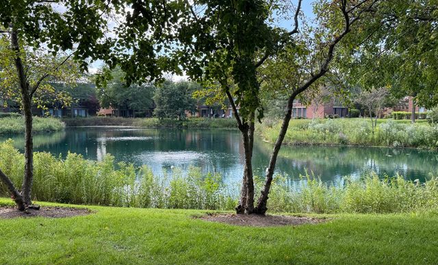 335 Milford Road, Deerfield, IL 60015