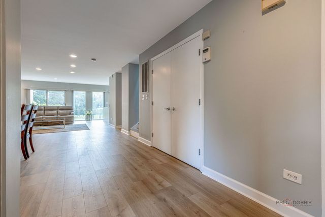 335 Milford Road, Deerfield, IL 60015