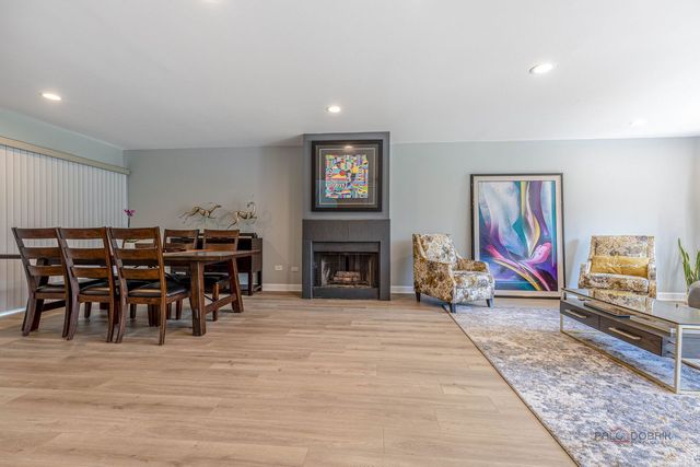 335 Milford Road, Deerfield, IL 60015