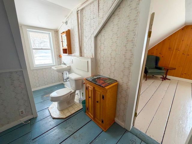 2443 Route 100B, Moretown, VT 05660