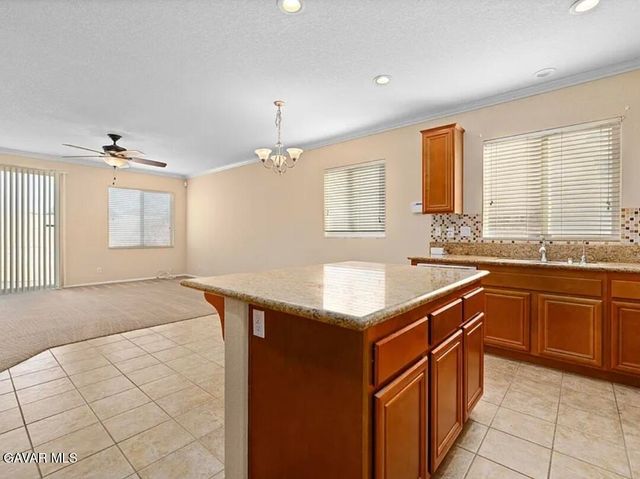 3321 Rosegold Avenue, Rosamond, CA 93560