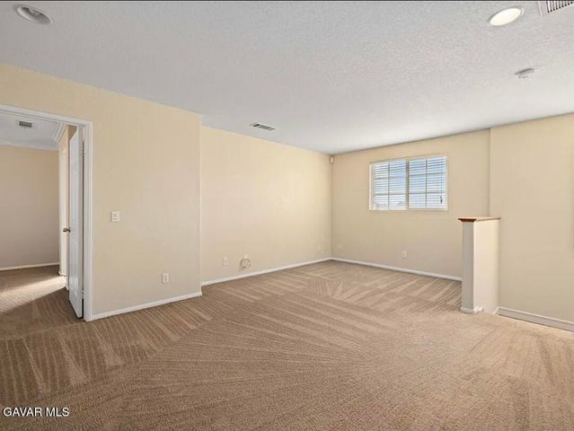 3321 Rosegold Avenue, Rosamond, CA 93560