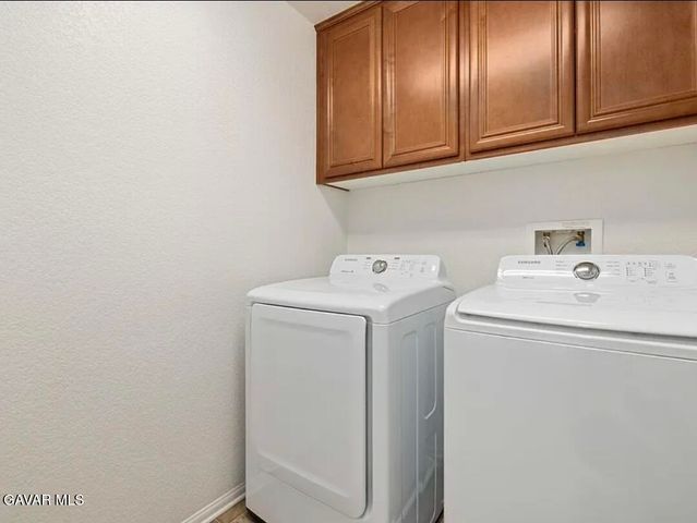 3321 Rosegold Avenue, Rosamond, CA 93560