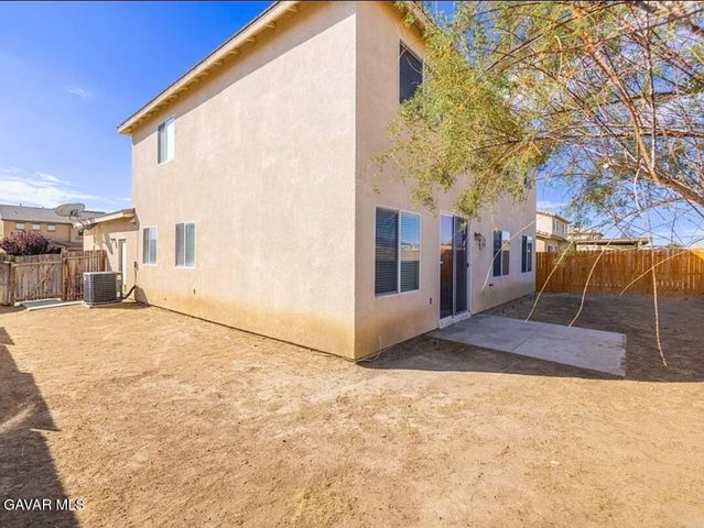 3321 Rosegold Avenue, Rosamond, CA 93560
