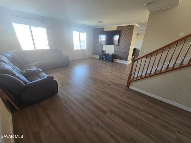 3321 Rosegold Avenue, Rosamond, CA 93560