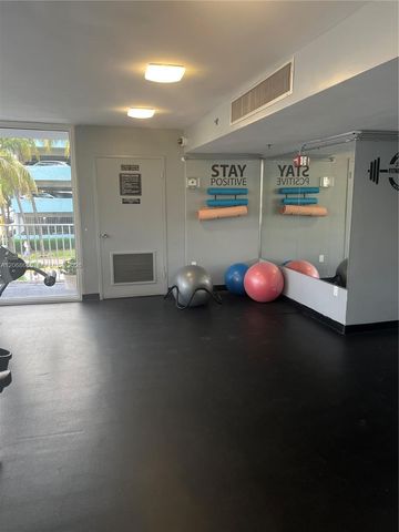 1255 Collins Avenue 705, Miami Beach, FL 33139