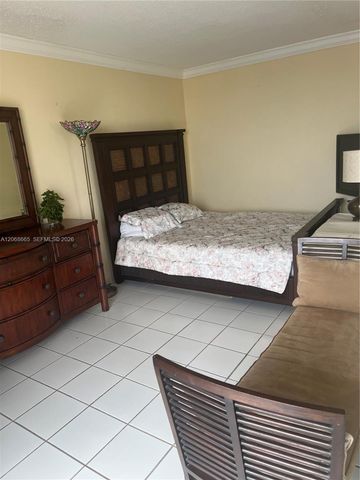 1255 Collins Avenue 705, Miami Beach, FL 33139