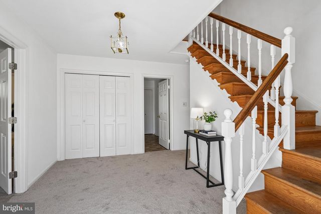 4 WALNUT HILL RD, La Plata, MD 20646