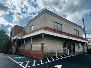 3000 Brownsville Road, Brentwood, PA 15227