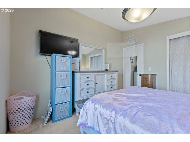 17660 Sw BUNKER OAK Rd, Beaverton, OR 97006