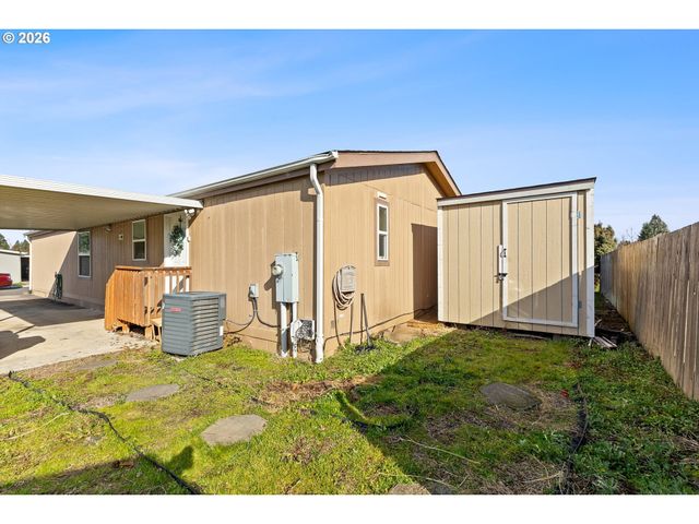 17660 Sw BUNKER OAK Rd, Beaverton, OR 97006