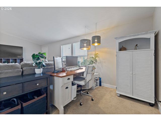 17660 Sw BUNKER OAK Rd, Beaverton, OR 97006