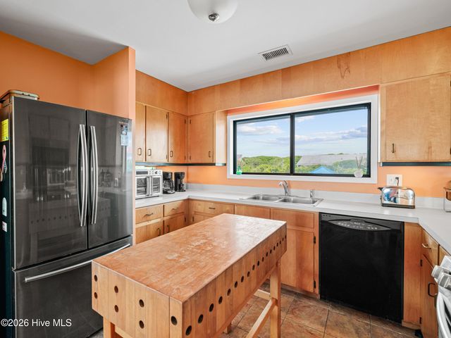 2604 S Shore Drive, Surf City, NC 28445