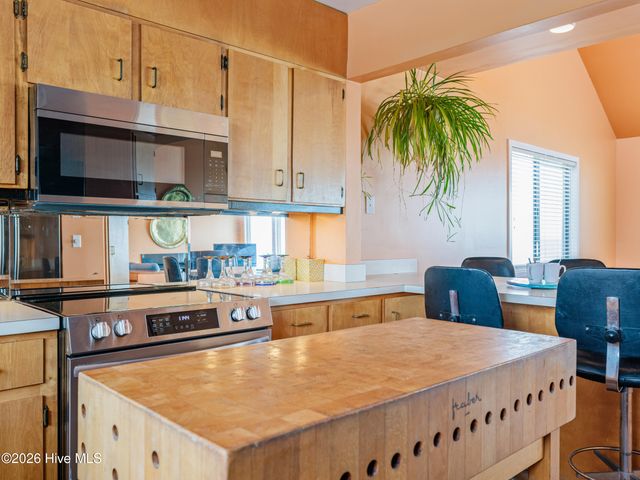 2604 S Shore Drive, Surf City, NC 28445