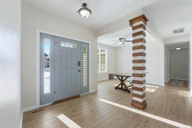 922 Honey Willow Boulevard, Huntertown, IN 46748