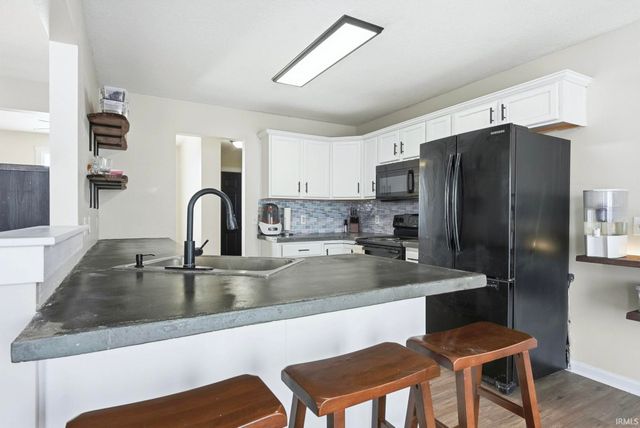 922 Honey Willow Boulevard, Huntertown, IN 46748