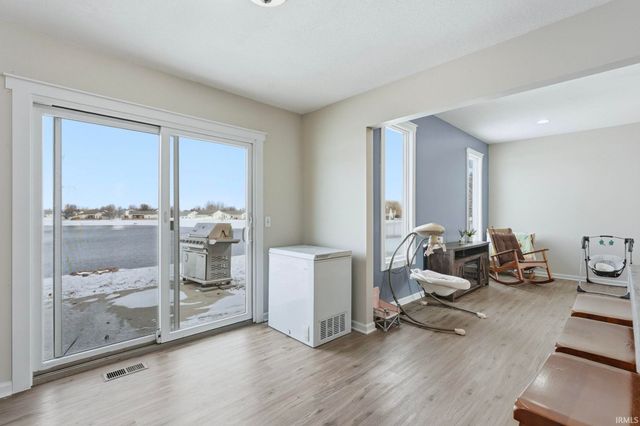 922 Honey Willow Boulevard, Huntertown, IN 46748