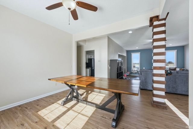 922 Honey Willow Boulevard, Huntertown, IN 46748