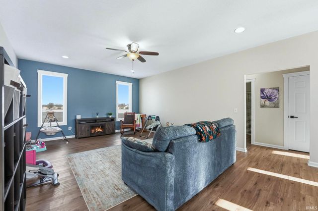 922 Honey Willow Boulevard, Huntertown, IN 46748